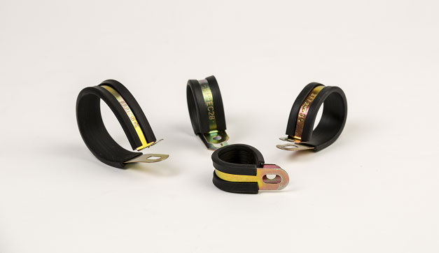 تفاوت بست معمولی با بست عایق دار در چیست؟